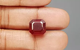 African Hessonite Garnet  9.07 Carat Prime Quality  HG-8217