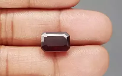 African Hessonite Garnet  8.71 Carat Prime Quality  HG-8222