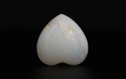 Australian Opal - 8.59-Carat Prime-Quality OPL-11240