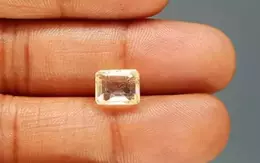 Natural Yellow Topaz - 4.80 Carat Prime Quality YT-25058