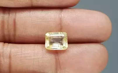 Natural Yellow Topaz - 4.25 Carat Limited Quality YT-25059