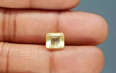 Natural Yellow Topaz - 3.64 Carat Limited Quality YT-25064