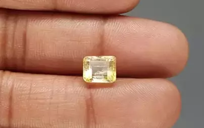 Natural Yellow Topaz - 3.20 Carat Limited Quality YT-25071