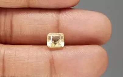 Natural Yellow Topaz - 2.58 Carat Limited Quality YT-25079